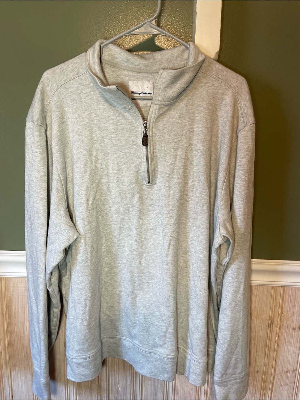 Tommy Bahama Light Gray Quarter-Zip Pullover Sweatshirt